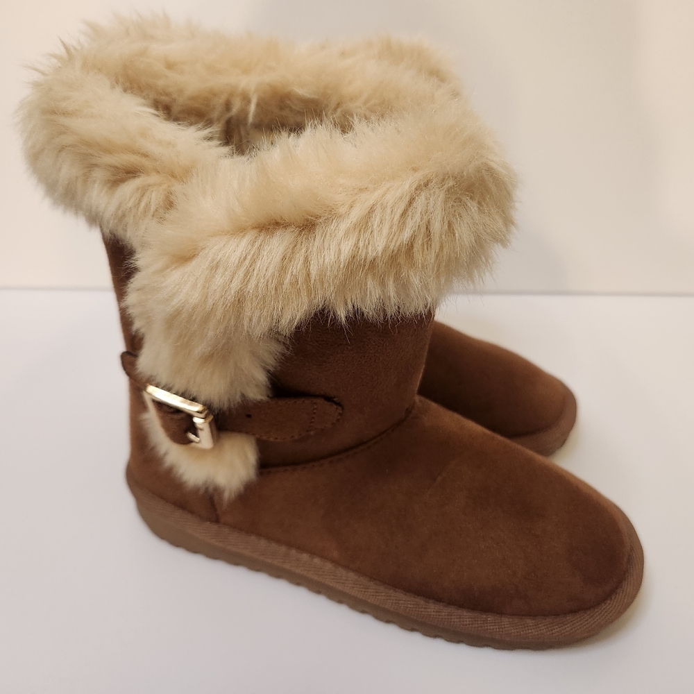Faux Fur Lined Brown Boots